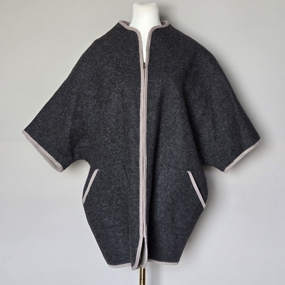 Tollar Made in Korea Zip Front Blanket Cape Poncho Coat Pockets O/S - Picture 9 of 10